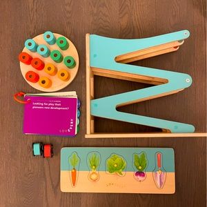 Lovevery The Adventurer Play Kit  (16-18 M)